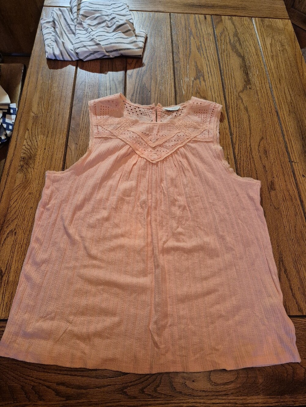 🥭 Lucky Brand Sleeveless Top
